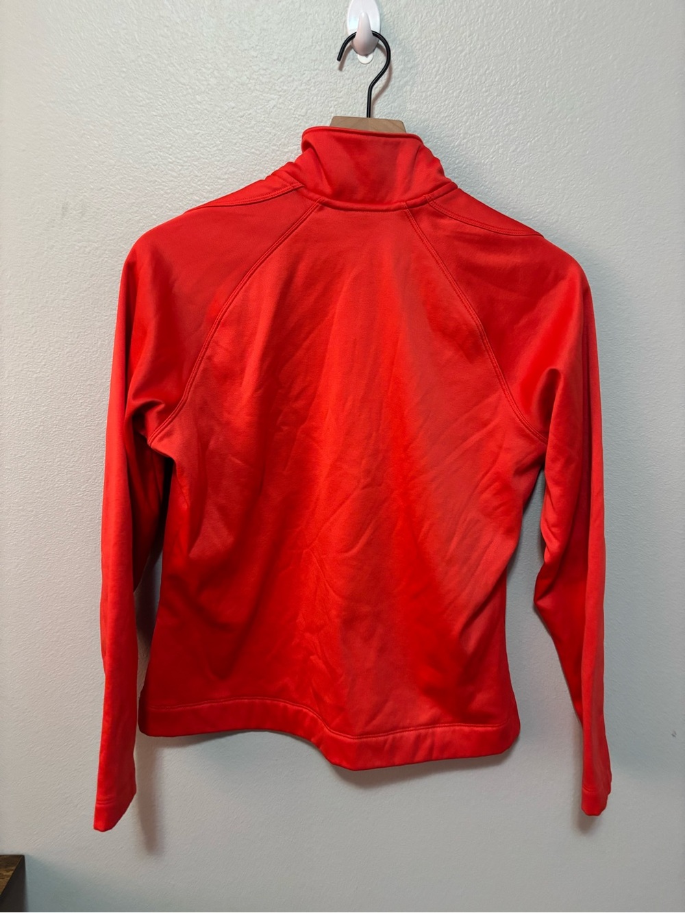 Nike Bright Red Therma-FIT Golf Quarter-Zip Pullover - Picture 4 of 4